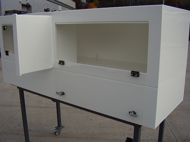 6ft Vivarium with Removable Divider and Base.
